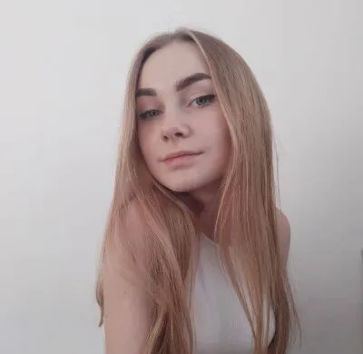 Live sex webcam photo for RimaReAs #275433190