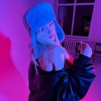 Live sex webcam photo for RobinPool #277436855