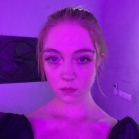 Live sex webcam photo for RockyMoonf #277111749