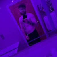 Live sex webcam photo for Romanpackage22 #277103133