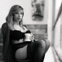 Live sex webcam photo for Rose_Byrnee #277272678