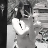 Live sex webcam photo for RossyCute #277326532