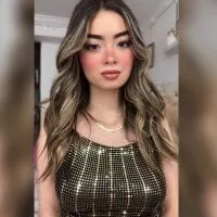 Live sex webcam photo for Roxanne_R #277406341