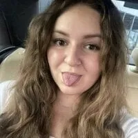 Live sex webcam photo for RoxyShy #276369516