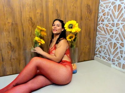 Live sex webcam photo for Roxy_Bigass #275598198