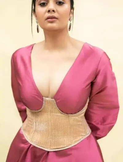 Live sex webcam photo for Ruvi_Banarjee #275715208