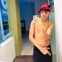 Live sex webcam photo for Ryan_Scott_ #275935655