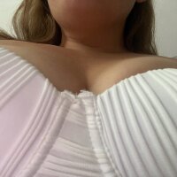 Live sex webcam photo for SandyRey #276011194