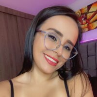 Live sex webcam photo for Sara_m06 #276069996