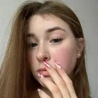 Live sex webcam photo for SarahKingh #276557598