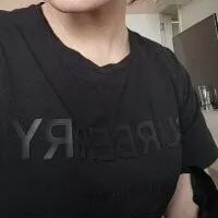 Live sex webcam photo for Saveriaaaaa #277536868