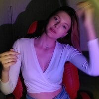 Live sex webcam photo for SelenaLight #277177223