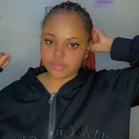 Live sex webcam photo for SexyLovie #277729065