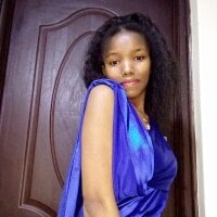 Live sex webcam photo for Sexy_Pierra #277573703