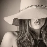 Live sex webcam photo for Sexyrozii #276150244