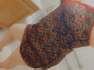 Live sex webcam photo for Sexysunshine69 #275720687