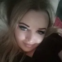 Live sex webcam photo for SindiHelen #277428176