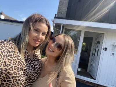 Live sex webcam photo for SophieAnnee #275468441