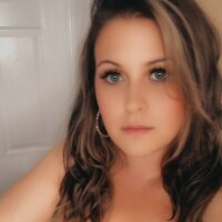 Live sex webcam photo for SquirtingLucieRose #275940357