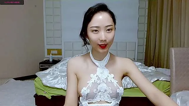 Live sex webcam photo for Sunflower0828 #273215934