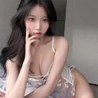 Live sex webcam photo for Suri_Show18 #276842873