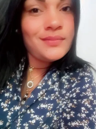 Live sex webcam photo for SusannaBrown #275443763