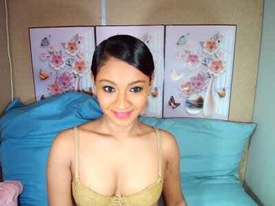 Live sex webcam photo for Sweet_Flava00 #275460425