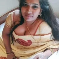 Live sex webcam photo for Sweettey #276556014