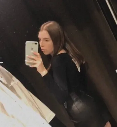 Live sex webcam photo for Sweety-lily #275642832