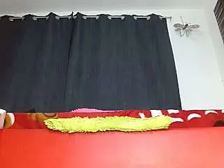 Live sex webcam photo for SwettBrown #273218123