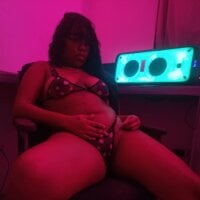 Live sex webcam photo for TenyBlack #277885586