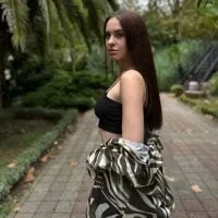 Live sex webcam photo for TeresaMin #276645229