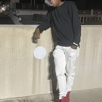 Live sex webcam photo for The_DarkBator #275530687