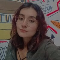 Live sex webcam photo for TiataniaDreams #276901952