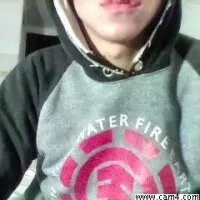 Live sex webcam photo for TinyBoy77