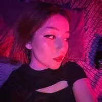 Live sex webcam photo for TwoNeedySluts #277110244