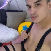 Live sex webcam photo for TylerBrownell_ #276538030