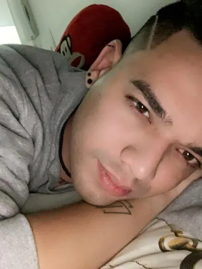 Live sex webcam photo for Tyler_Perry_ #275420469