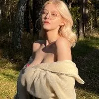 Live sex webcam photo for Victotia_cyber #276658037