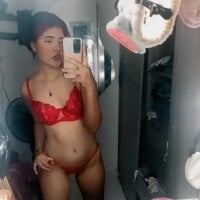 Live sex webcam photo for XiomaraRouse #276486953