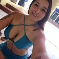 Live sex webcam photo for Yerly22_oficial #276568858