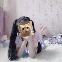 Live sex webcam photo for Ynne- #276095531