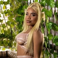 Live sex webcam photo for YuliethPalmer #277974519