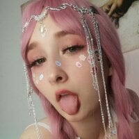 Live sex webcam photo for YumiDrag- #277508188