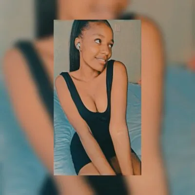 Live sex webcam photo for ZariMeiph #275509776