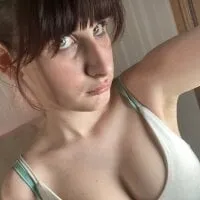 Live sex webcam photo for Zoigreen #278082268
