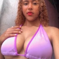 Live sex webcam photo for _Sharonx_ #277092270