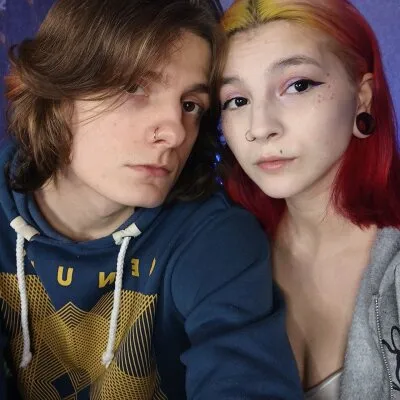 Live sex webcam photo for _frog_legs_ #275488279