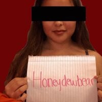 Live sex webcam photo for _honeydewbear_ #276995542