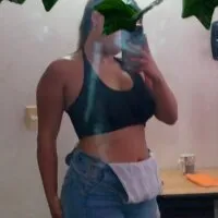 Live sex webcam photo for _sophia_black #276009807
